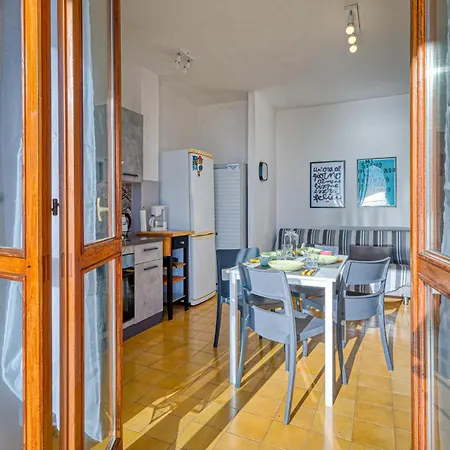 Amazing In Apartment