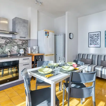 Apartamento Cozy In Santo Stefano al Mare