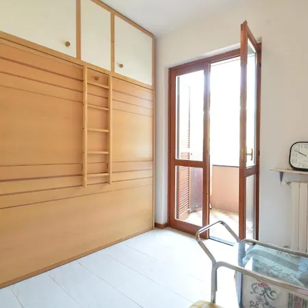 2 Bedroom In * 圣托·斯特凡诺·阿尔马尔